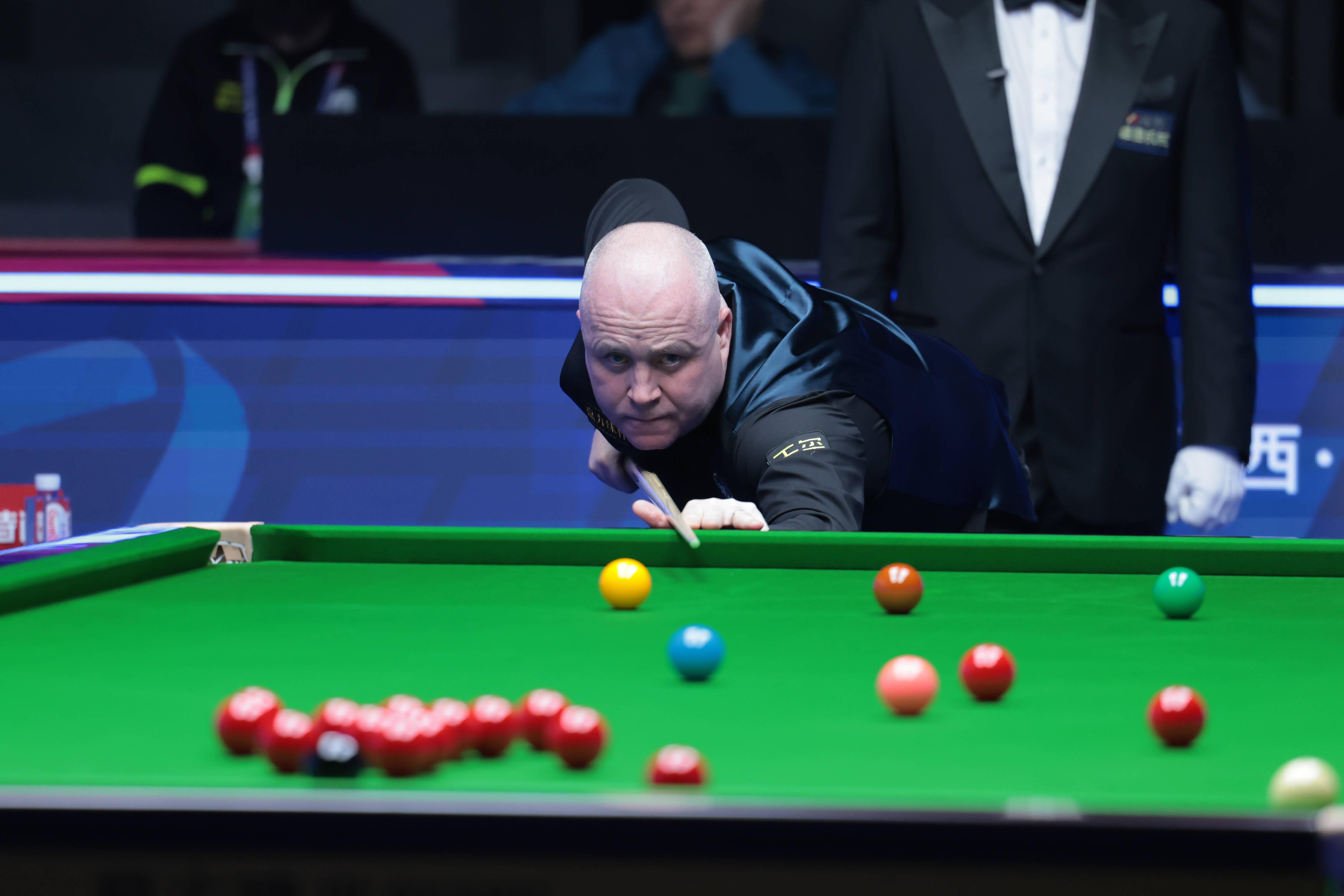 并花费大量 并花费大量