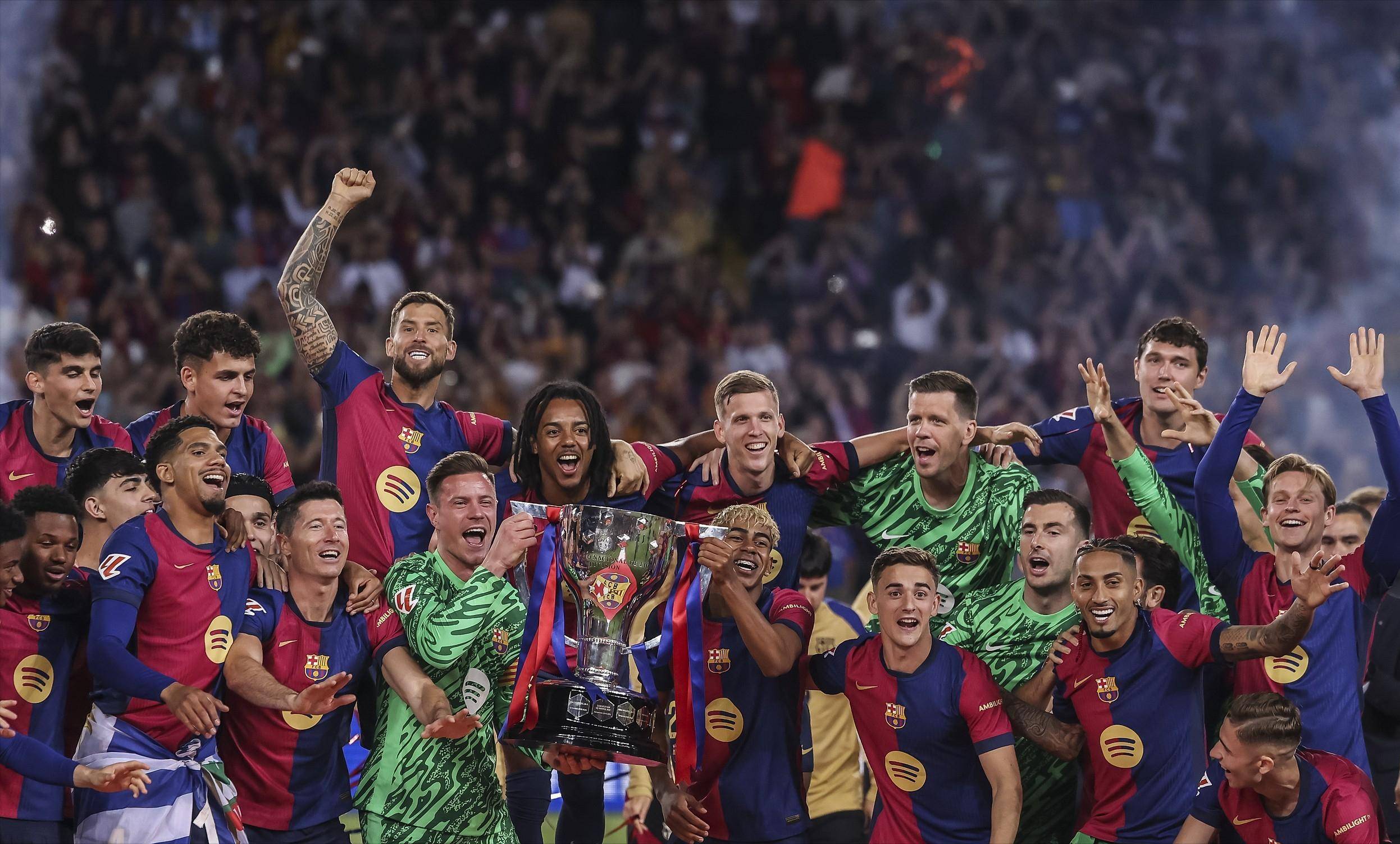 担纵深接力 担纵深接力