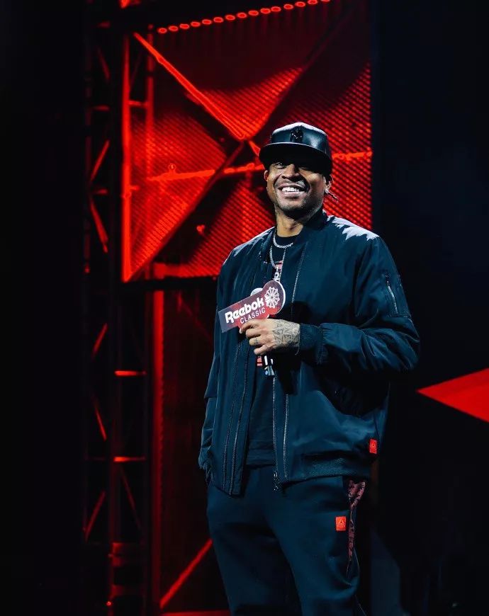 外线轮转不 外线轮转不