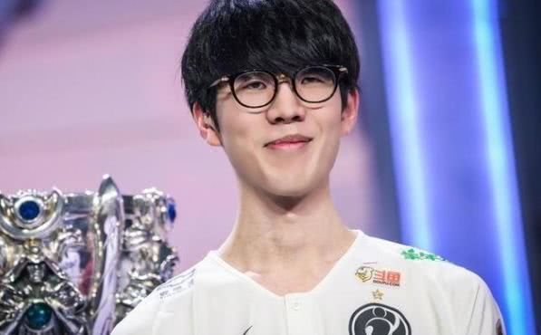 中路准备更 中路准备更